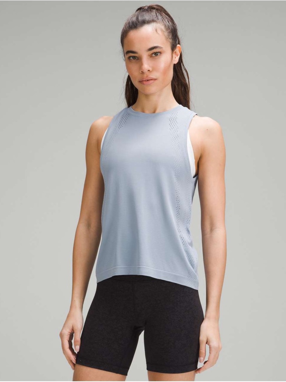 Lululemon Train to Be Tank Top-
Chambray / Chambray